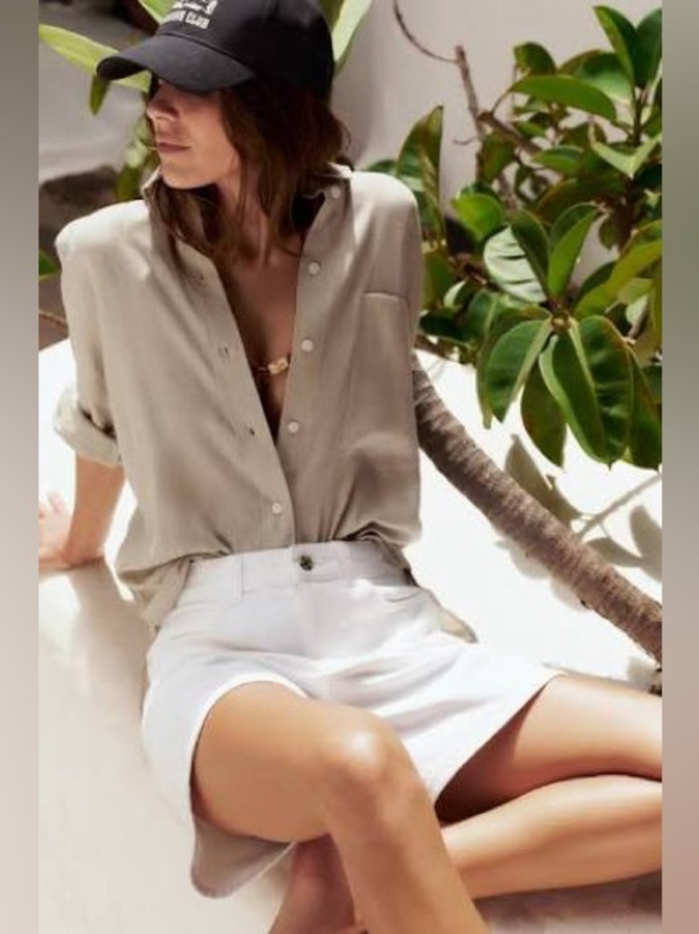 Like New! ZARA Linen Beige Classic Relaxed Button Down Shirt Size M